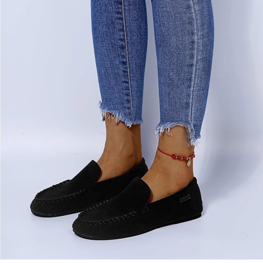 🖤✨⭐️🌟STARS ABOVE BLACK SLIPPERS